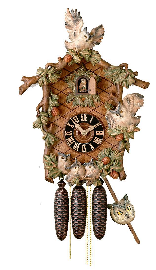 Orologio a cucù vintage della foresta nera