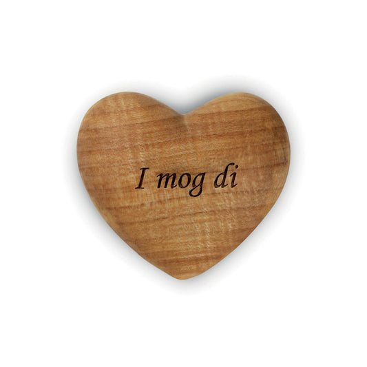 Cuore in legno con dedica incisa in tedesco I mog di